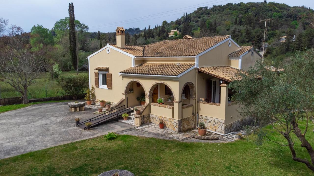 Villa Haris Gazátika Dış mekan fotoğraf
